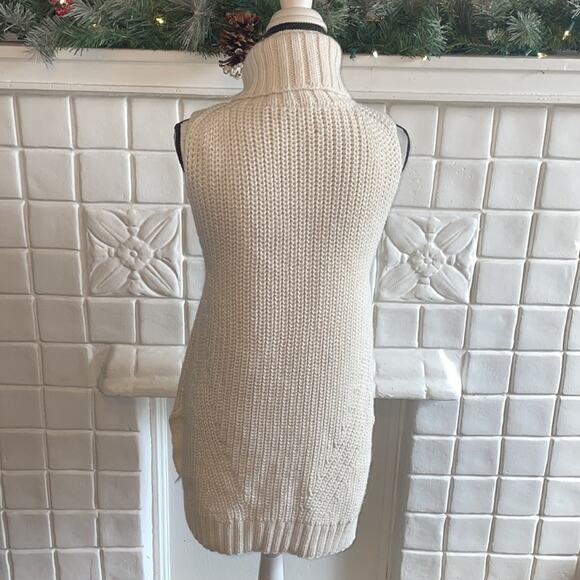 Eleven Six Sleeveless Cable Knit Turtleneck Sweater Sleeveless Retails $328 - Picture 5 of 7